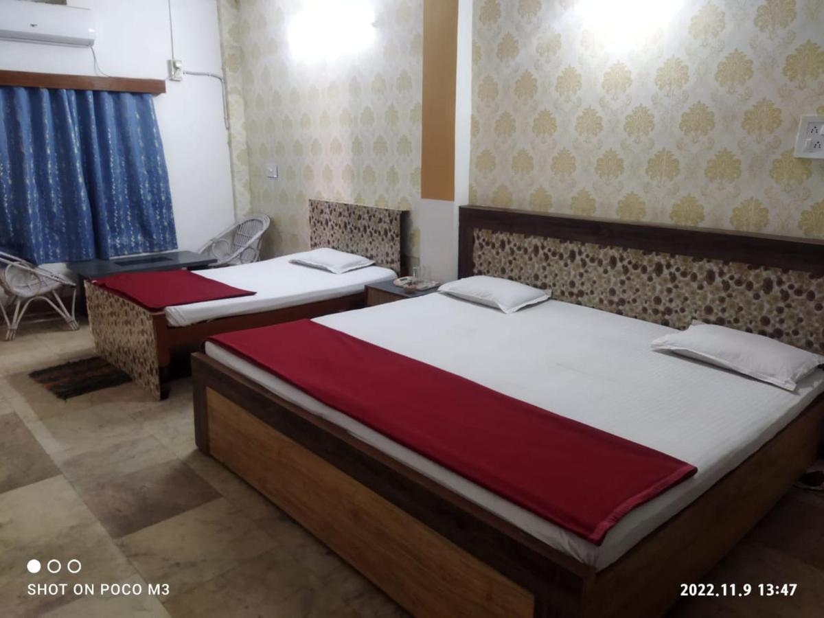 Hotel Well Inn Puri Luaran gambar